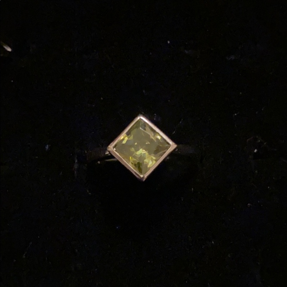 Modern ring